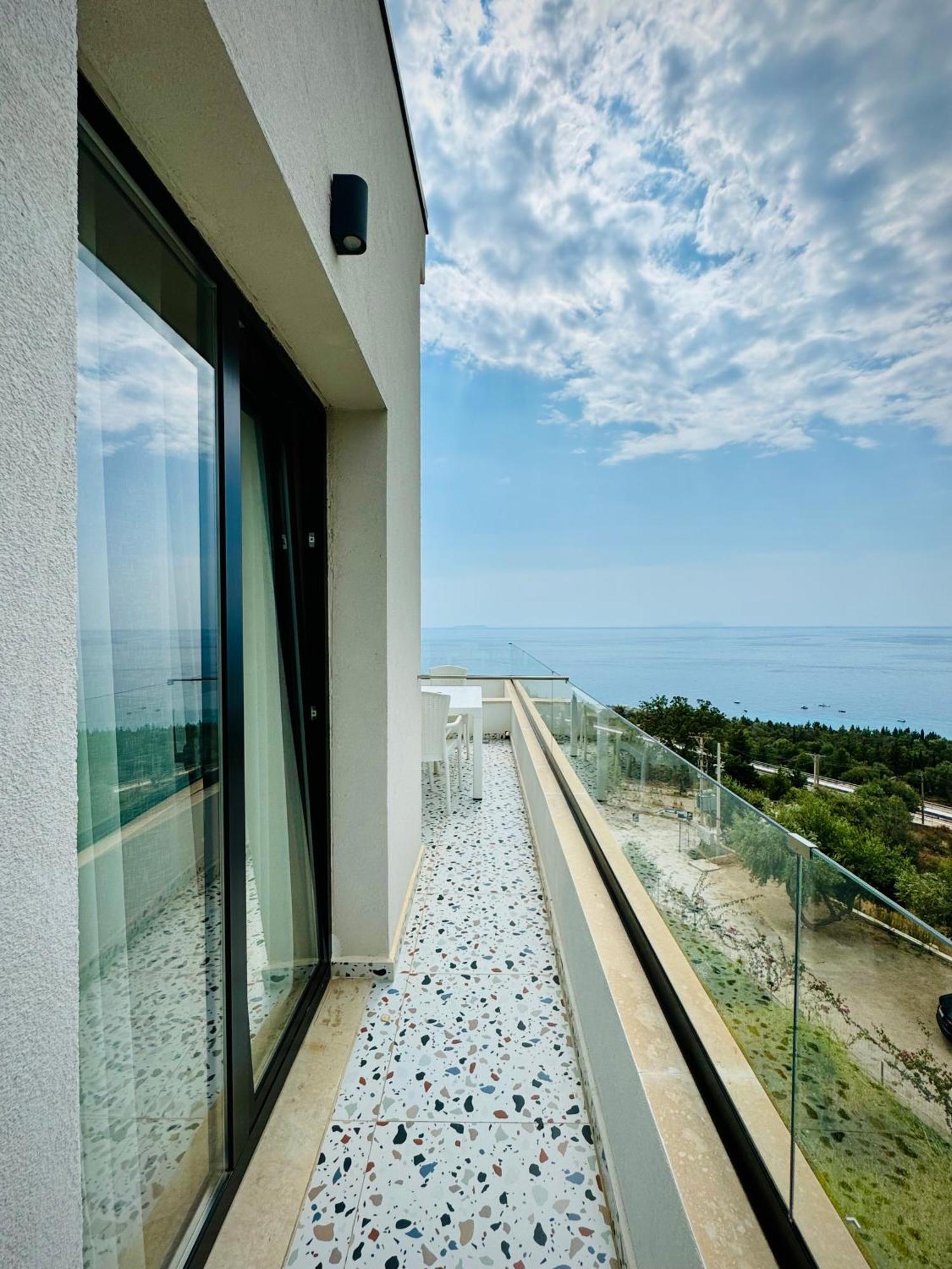 Gogo'S Boutique Hotel Dhermi Ngoại thất bức ảnh